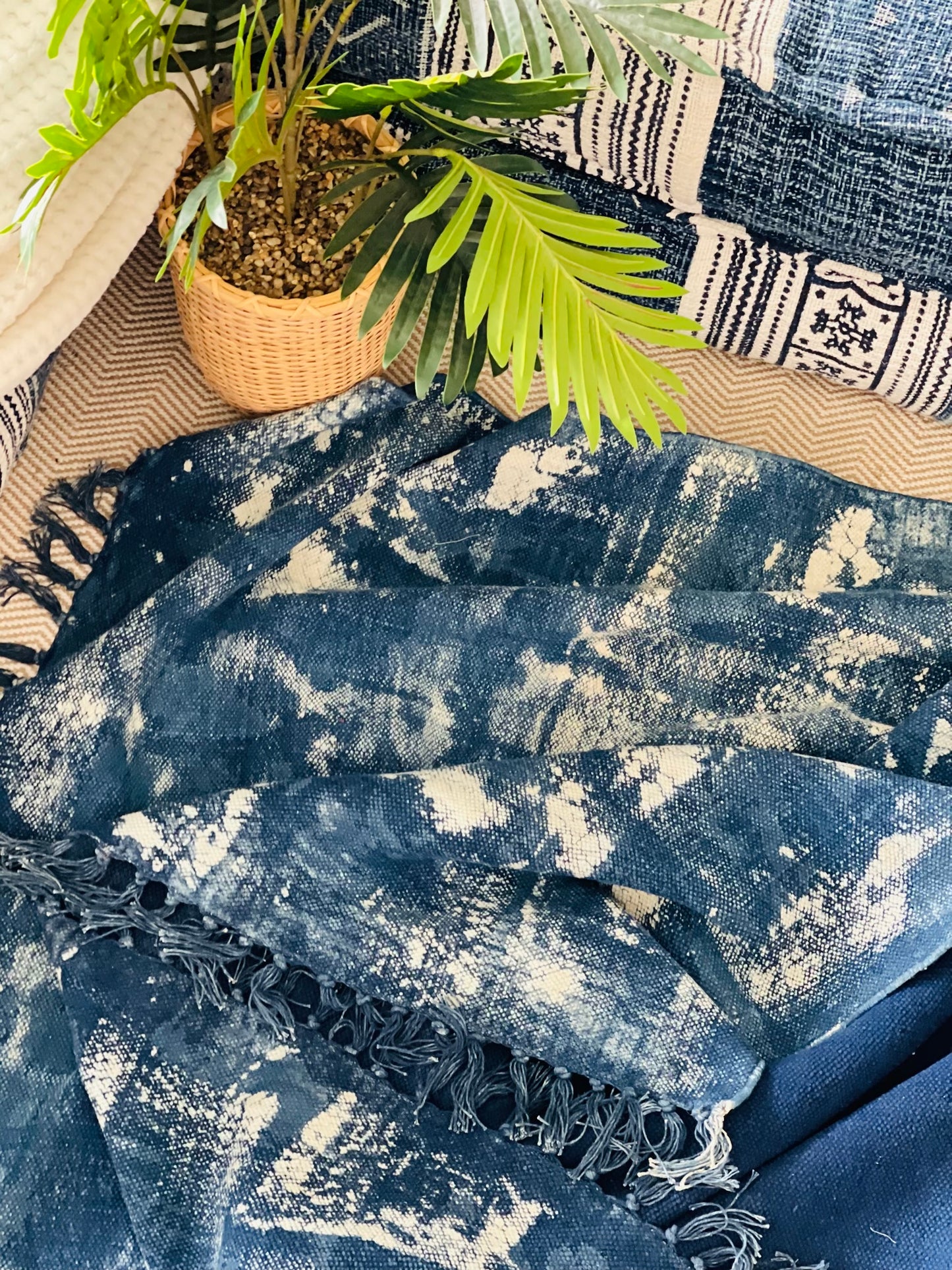 Indigo Faded Pattern Throw Rug