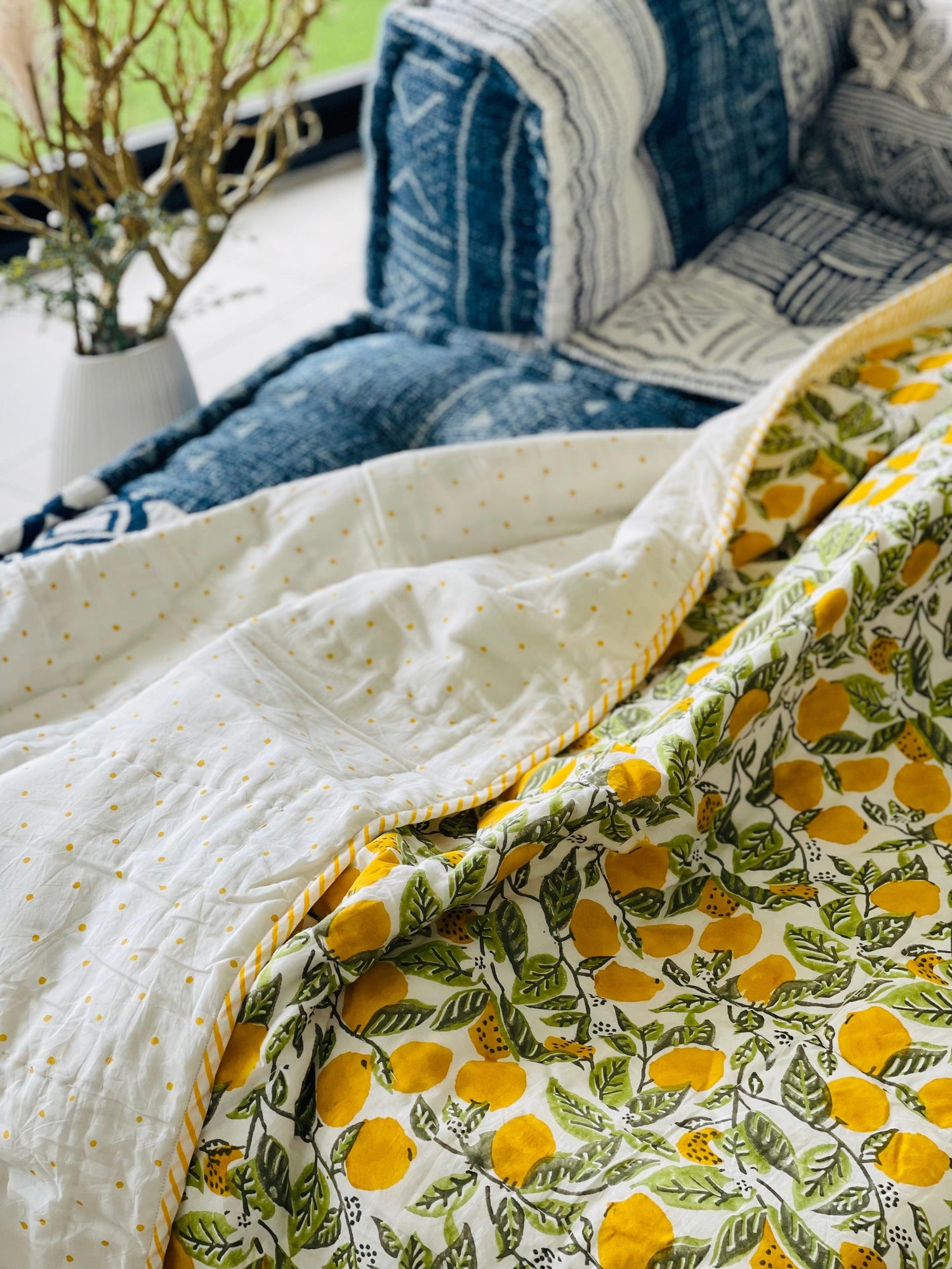 Cotton Filled Lemon Print Quilt: Cozy Cotton Blanket with Artisanal Block Print - Rooii by Tuvisha