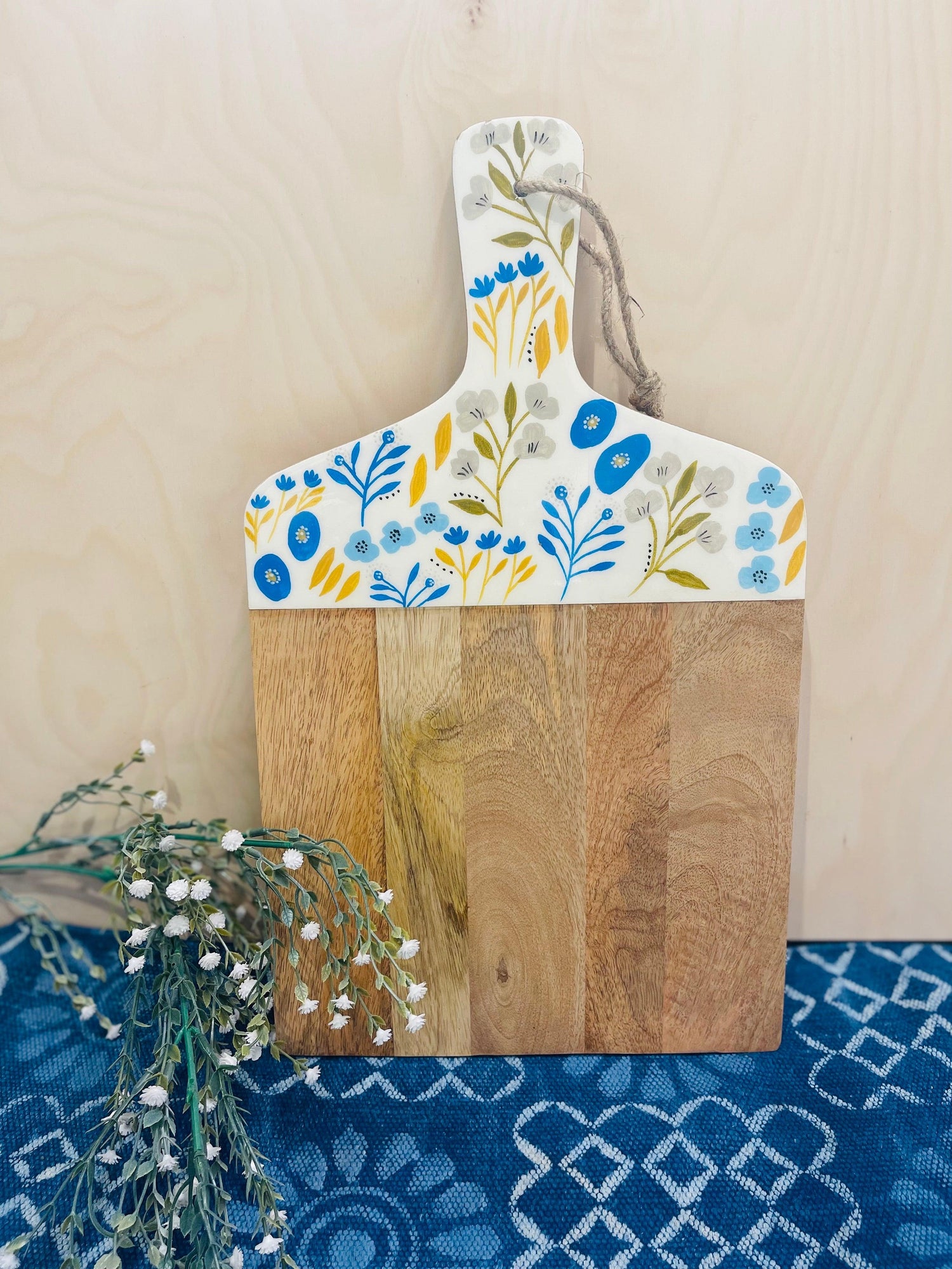 Handcrafted Garden Boho Chopping Board - Rooii by Tuvisha